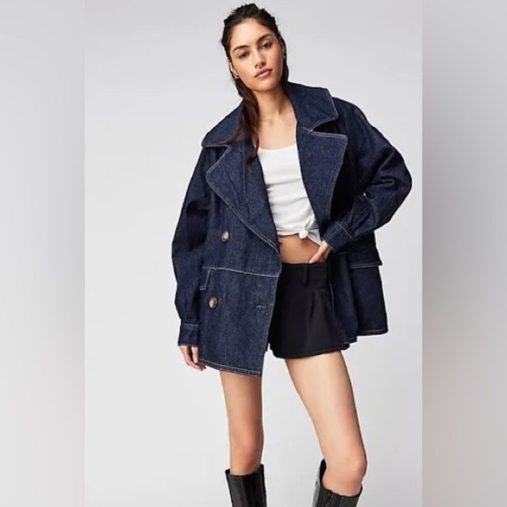 NWOT Free People Denim Car Coat in Rinse Wash Blue Oversized Sz XS 100% cotton